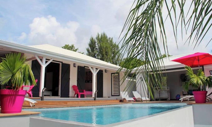 Saint-Francois Villa | Homerez - 150 m² villa with pool in Saint François