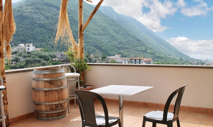 Gragnano Apartment | Homerez - Apartment in Castello Gragnano