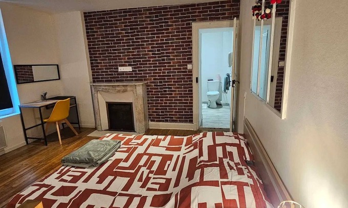 Montlucon Apartment | Homerez - Apartment in Montluçon