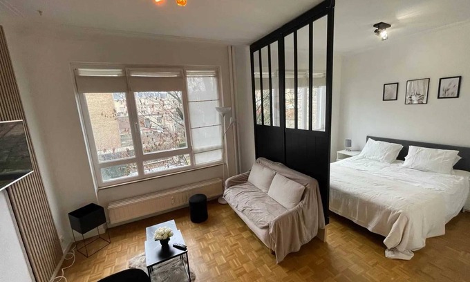 Postel Apartment | Homerez - Apartment in Ixelles