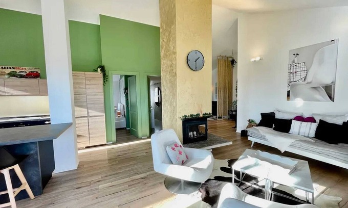 Pisano Apartment | Homerez - Apartment in Nebbiuno