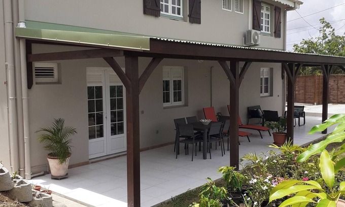 Saint-Esprit Apartment | Homerez - Apt Saint-Esprit, mountain view