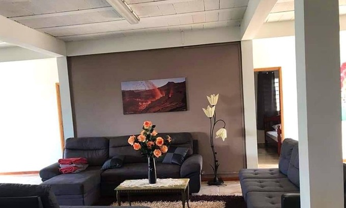 La Plaine des Cafres House | Homerez - Big house for 15 ppl. with garden and terrace at La Plaine des Cafres