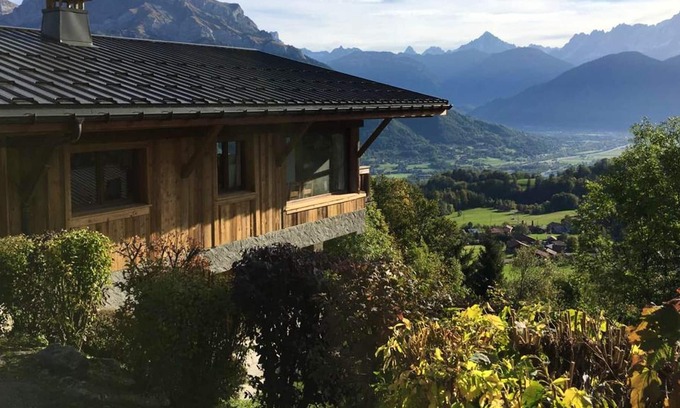 Cordon Ski Chalet | Homerez - Big chalet for 12 ppl. with terrace and balcony at Cordon