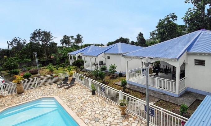 Capesterre-Belle-Eau House | Homerez - Bungalow in Capesterre-Belle-Eau