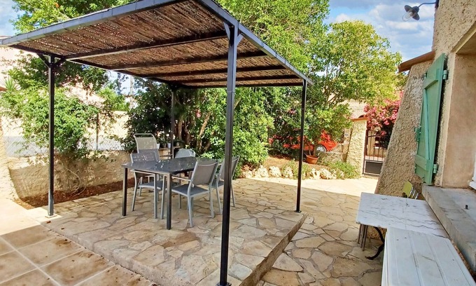 Vias Apartment | Homerez - Charming Apartment in Vias, 50 m² + Garden
