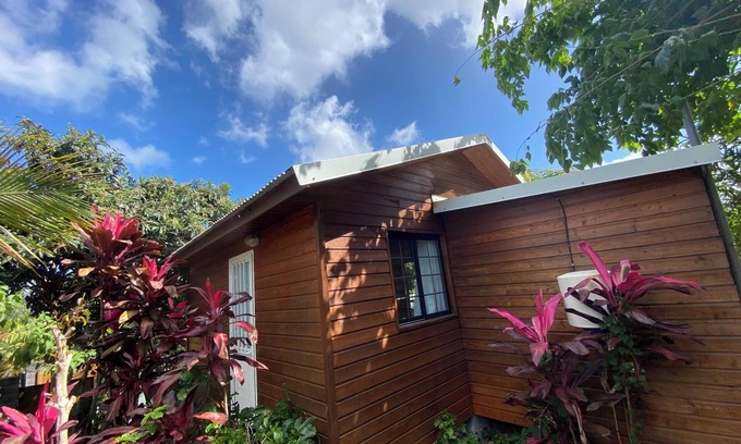 Trois Mares Ski Chalet | Homerez - Charming Chalet in Le Tampon, Mountain View