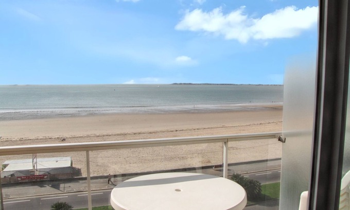 Pornichet Apartment | Homerez - Charming sea view studio in Pornichet 30 m² with terrace