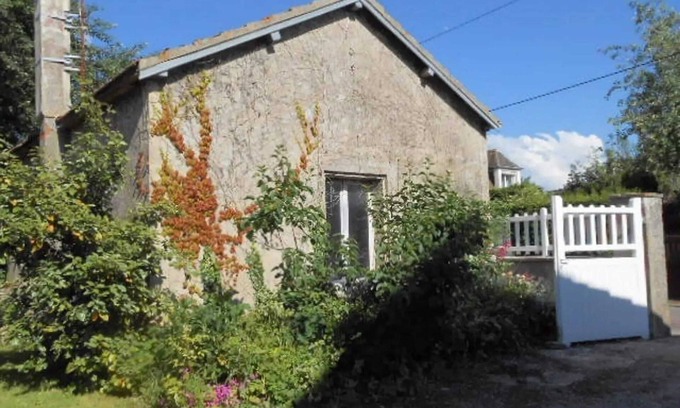 Asnelles House | Homerez - Cozy home in Asnelles, near beach