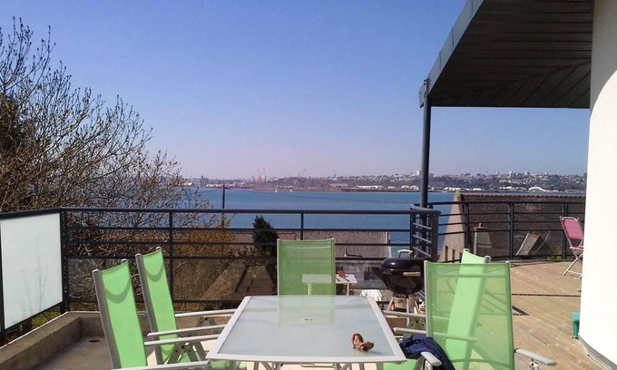 Plougastel-Daoulas House | Homerez - House 2 km away from the beach for 6 ppl. at Plougastel-Daoulas