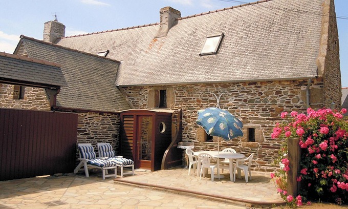 Tredrez-Locquemeau House | Homerez - House in Trédrez-Locquémeau