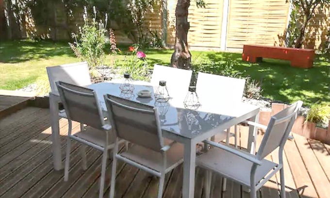 Le Vivier-sur-Mer House | Homerez - House in Le Vivier-sur-Mer