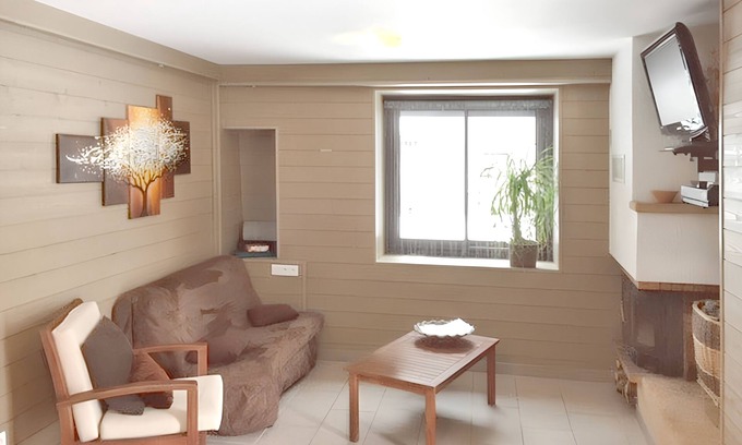 Cauterets House | Homerez - House in Cauterets, mountain view.