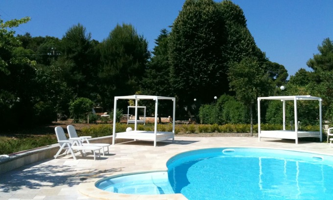 Laureto Villa | Homerez - Large villa 12 km from the beach for 18 people. with swimming pool and jacuzzi