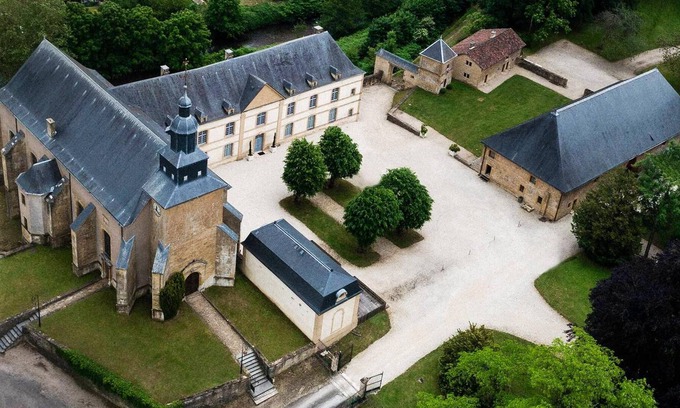 Cons-la-Grandville Apartment | Homerez - Nice appartement for 4 ppl. with terrace at Cons-la-Grandville