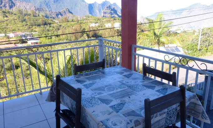 Cilaos House | Homerez - Nice house for 7 ppl. with garden and terrace at Cilaos