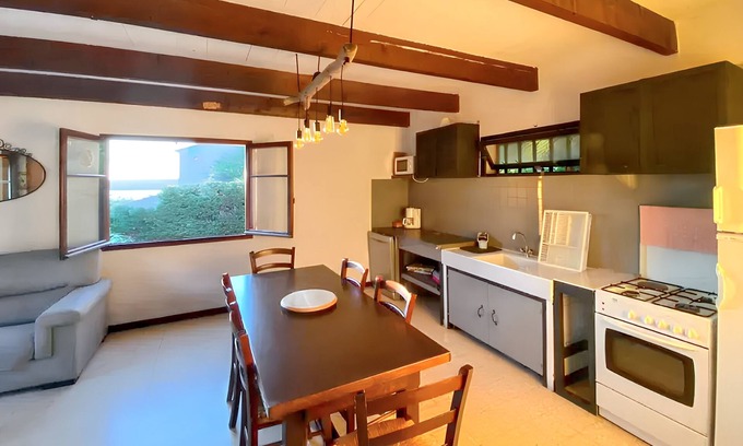 Bauduen House | Homerez - Peaceful House in Bauduen with Terrace and Garden View