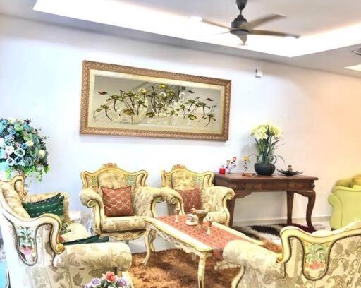 Shah Alam House | Homestay 7-12pax in Shah Alam