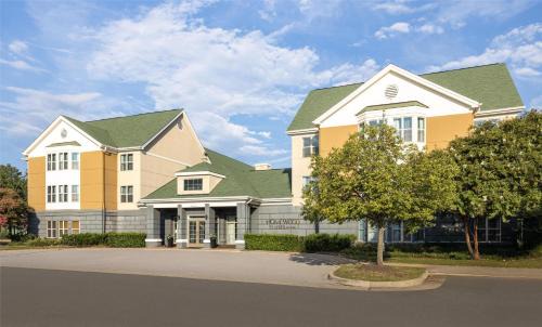 Ashburn Hotel | Homewood Suites by Hilton Dulles-North Loudoun