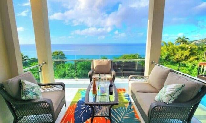 Castries Villa | Homey Accommodation with 1 K-Bed & Qn-Sofa Bed. Option for 2nd Rm w/Bunkbeds