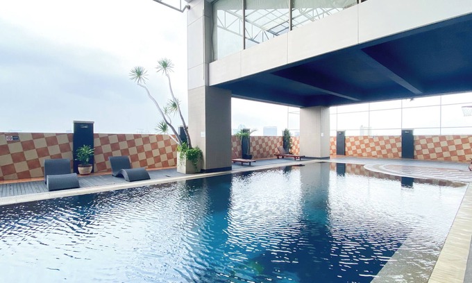 Old Jakarta Apartment | Homey And Comfy Stay 2Br Mangga Dua Apartment