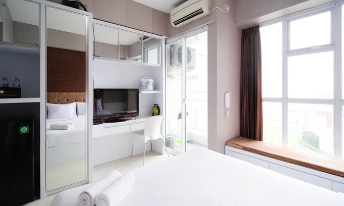Surabaya Apartment | Homey And Cozy Living At Studio Taman Melati Surabaya Apartment