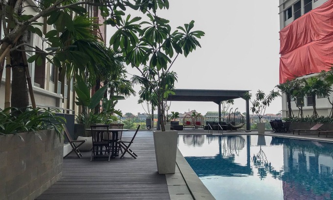 Duren Sawit Apartment | Homey and Well Furnished Studio LRT City Jatibening Apartment