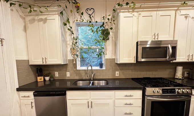 Liberty Wells House | Homey & Historic Whole Home Salt Lake City