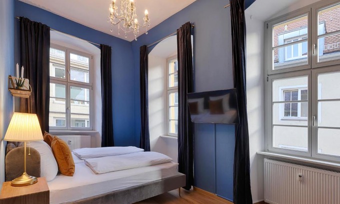 Wurzburg City Centre Apartment | homie stay Balthasar