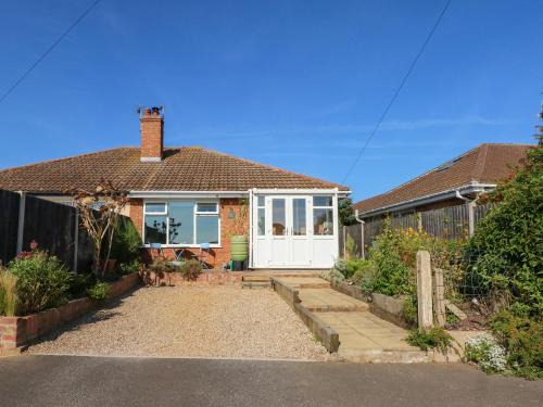 Hunstanton House | Honeybees Haven