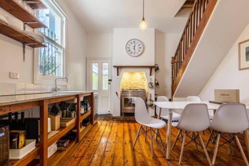 Fitzroy Apartment | Hope House - True Victorian meets Urban Living