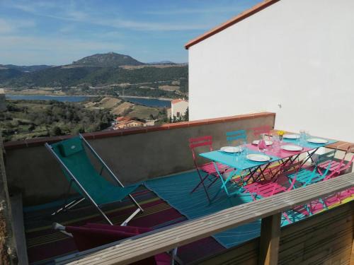 Caramany House | Horizon Caramany : un havre de douceur, vue lac !