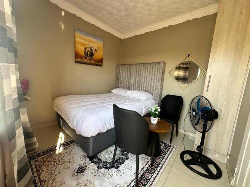 Gaborone House | Horus Private Room