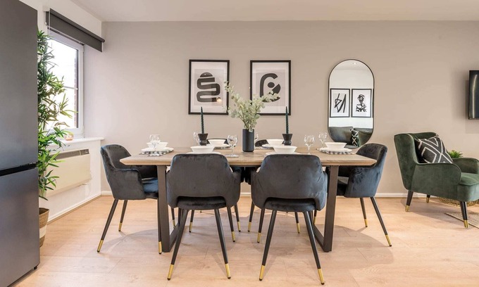 Vauxhall Apartment | Host Apartments | Quayside Lodge