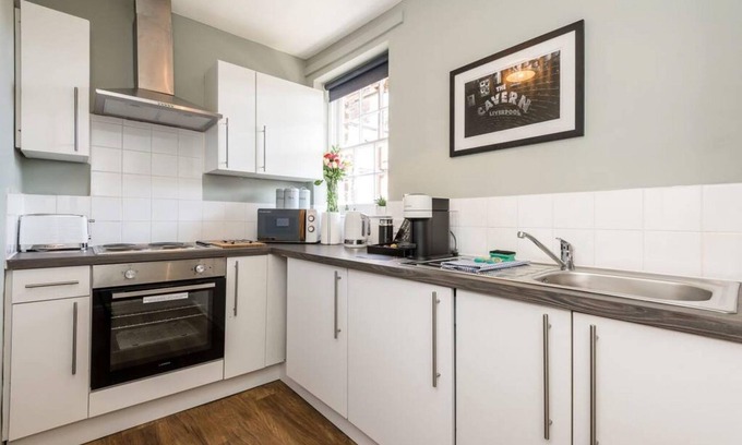 Georgian Quarter Apartment | Host Stay Catharine Quarters I II