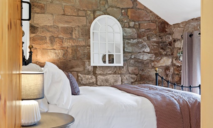 Leek House | Host & Stay | Little Barn - Upper Hulme