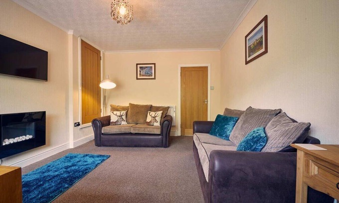 Belford House | Host & Stay | No.6 Tulip Cottage