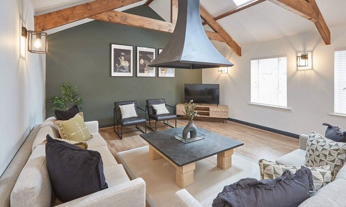 Richmond House | Host & Stay | The Annexe @ The Old Brewery