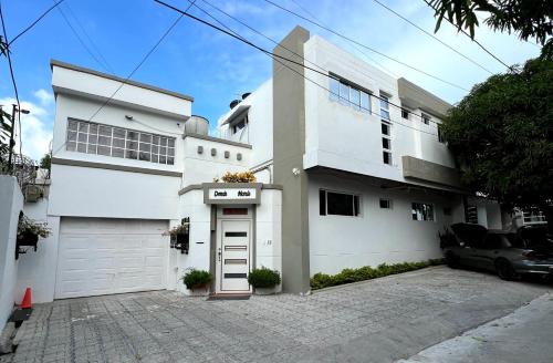 Puerto Colombia House | Hostal Casa Marle