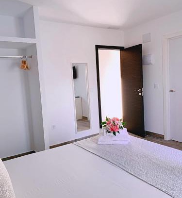 Alcala de Guadaira House | Hostal El Castillo Alcala De Guadaira