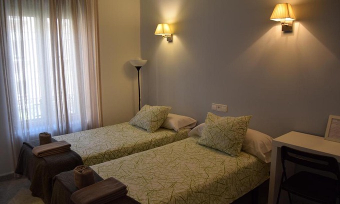 Barrio de La Latina House | Hostal Rofer