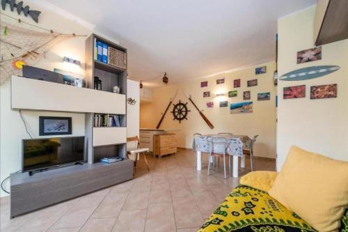 Finale Pia Apartment | Hostdomus - Casa Apnea