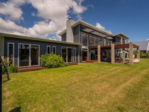 Whitianga House | Hosts on the Coast Whitianga Bliss
