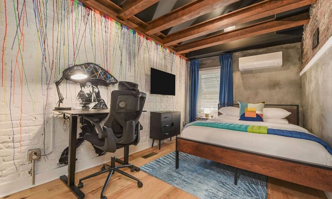 Central Northside House | ★HostWise Stays★ Game Lounge | Fire Pit | "Cool Vibes" | Great Location