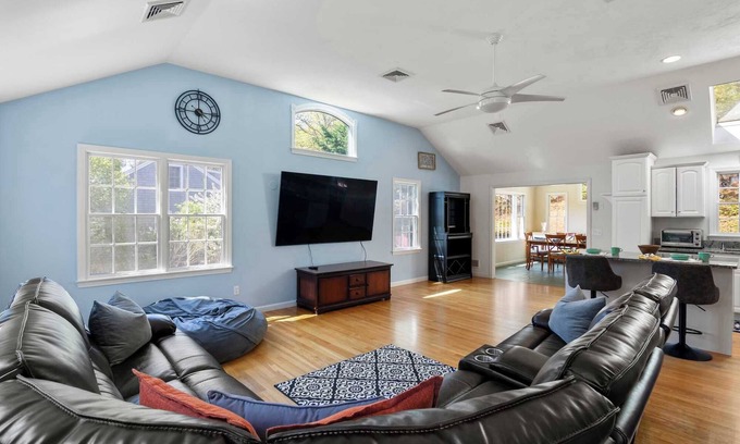 Dennis Port House | Hot Tub, 200 ft to Beach!