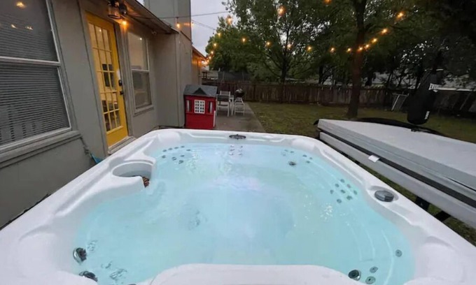 Settlers Ridge House | *hot tub cozy 4br near Austin foosball/shuffle