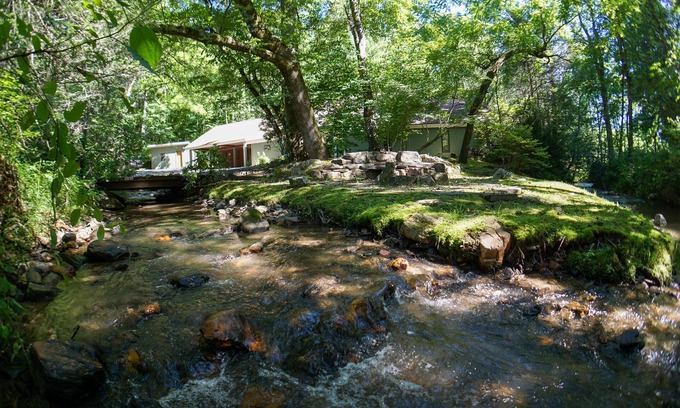 Whittier Cottage | Hot tub, Creek, Close to Cherokee