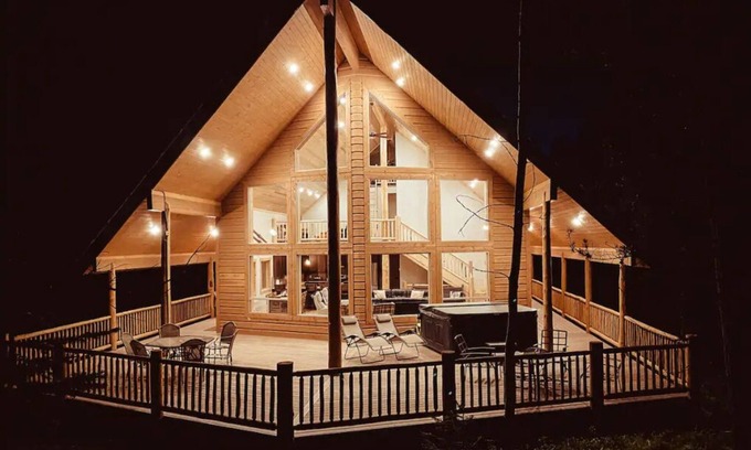 Island Park House | Hot Tub, Firepit, Large Deck, Game Room, Secluded Mtn Views, 20 min to Park | Yellowstone Escape