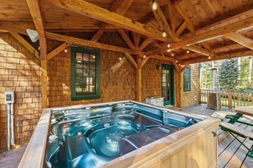 Holderness House | Hot Tubpetswalk To Squam Church Landing 7 Mins