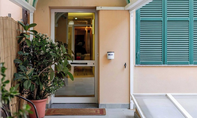 Ventimiglia House | Hotel 3 Comfort and Serenity Heart of Ventimiglia